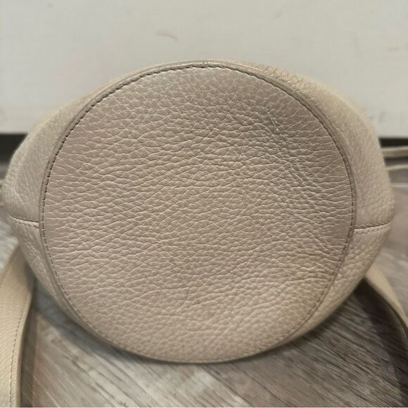 CUYANA Mini Drawstring Buckle Bucket Bag Leather Crossbody Cream Neutral - Picture 5 of 12
